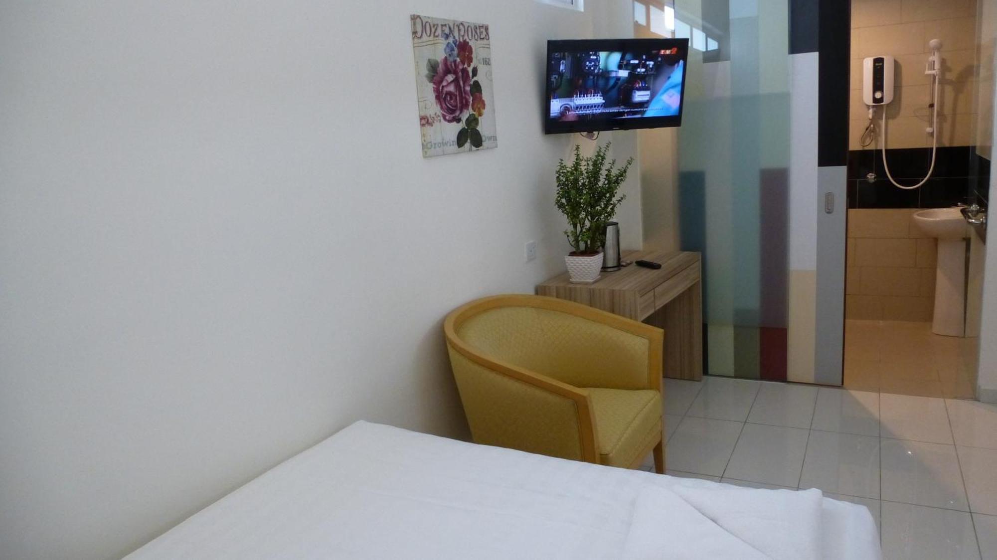 Uptown Subang Airport Hotel Shah Alam Room photo
