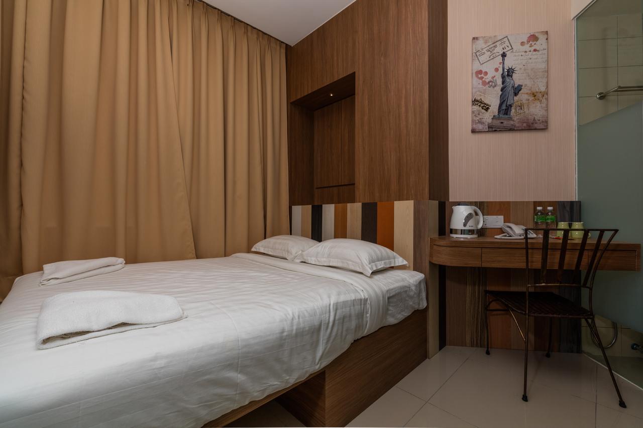 Uptown Subang Airport Hotel Shah Alam Exterior photo