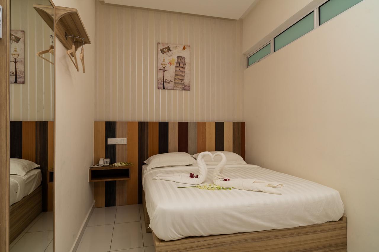 Uptown Subang Airport Hotel Shah Alam Exterior photo