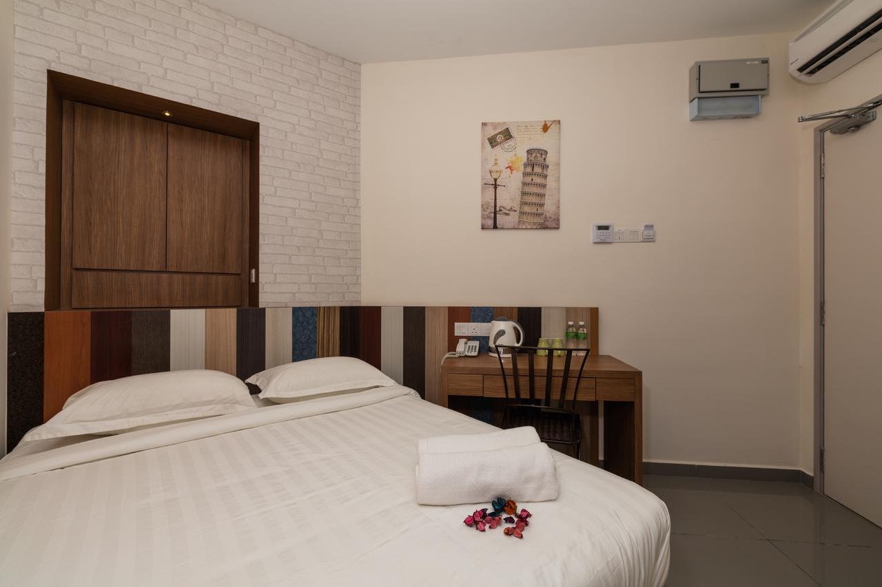 Uptown Subang Airport Hotel Shah Alam Exterior photo