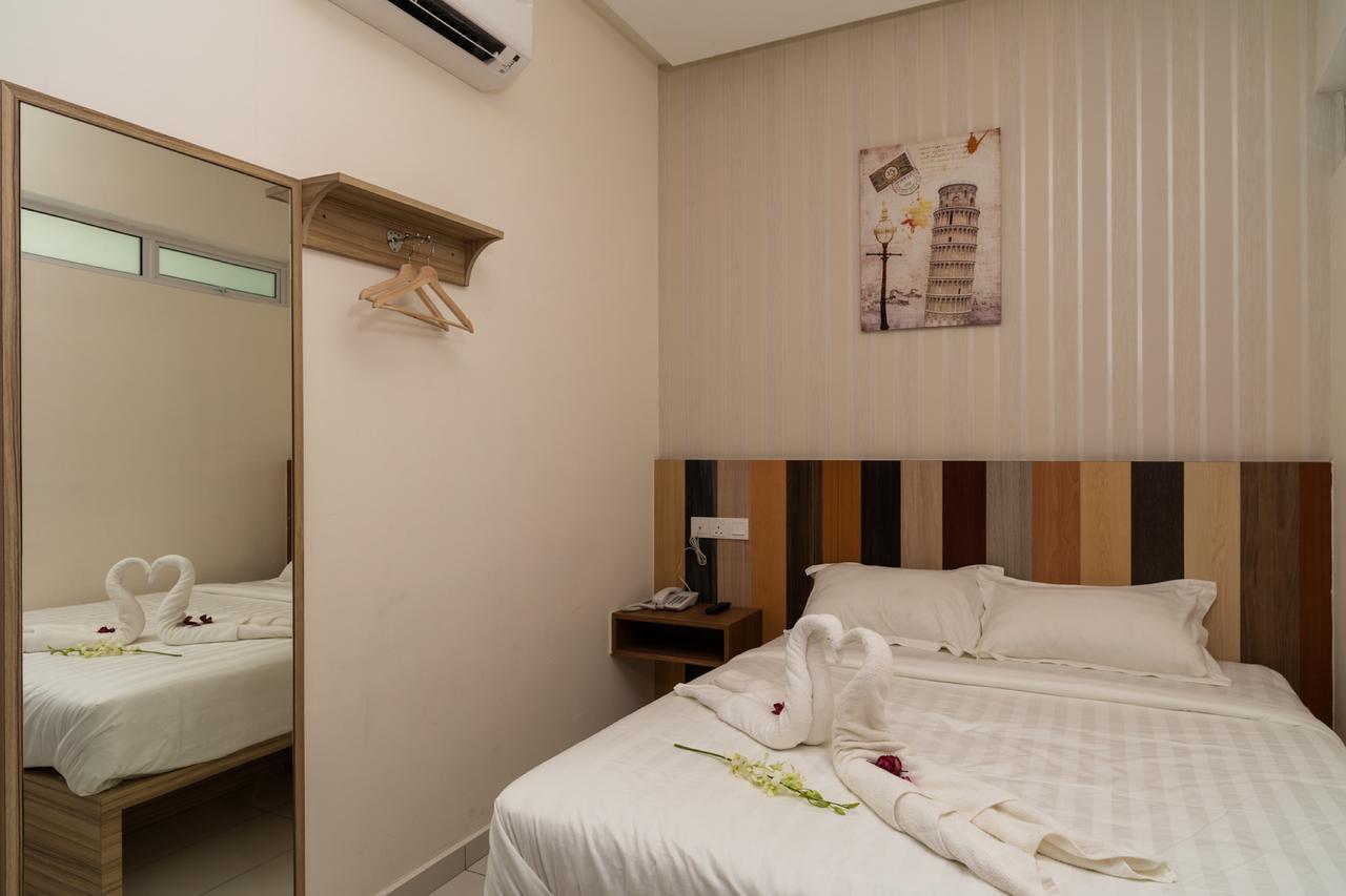 Uptown Subang Airport Hotel Shah Alam Exterior photo