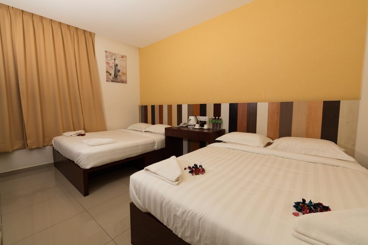 Uptown Subang Airport Hotel Shah Alam Exterior photo